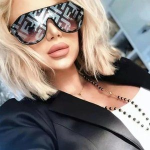 ❤️ Oversized Sunglasses